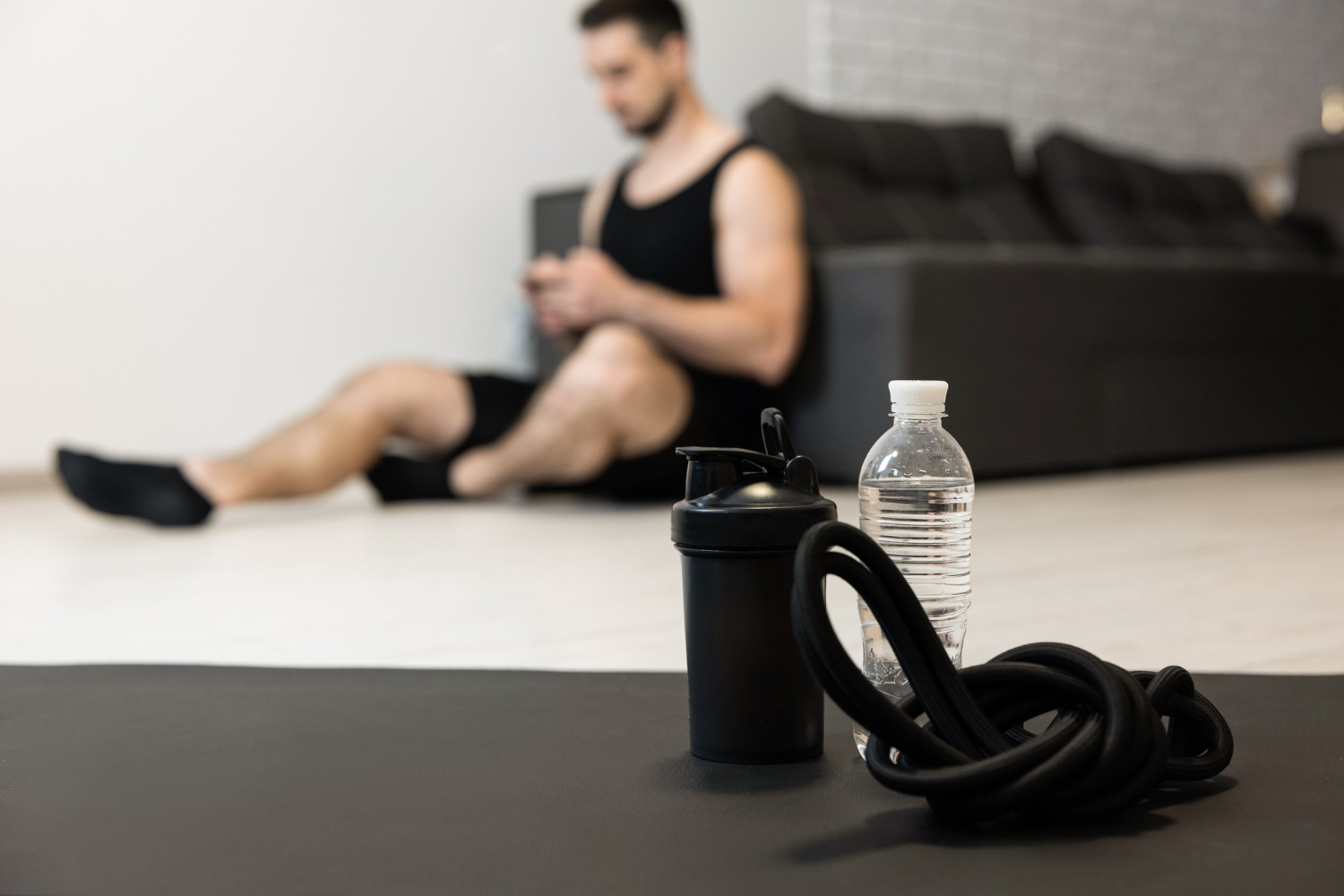 Remise en forme domicile : bénéficiez d’un programme personnalisé avec un coach pour reprendre le sport dans un cadre motivant